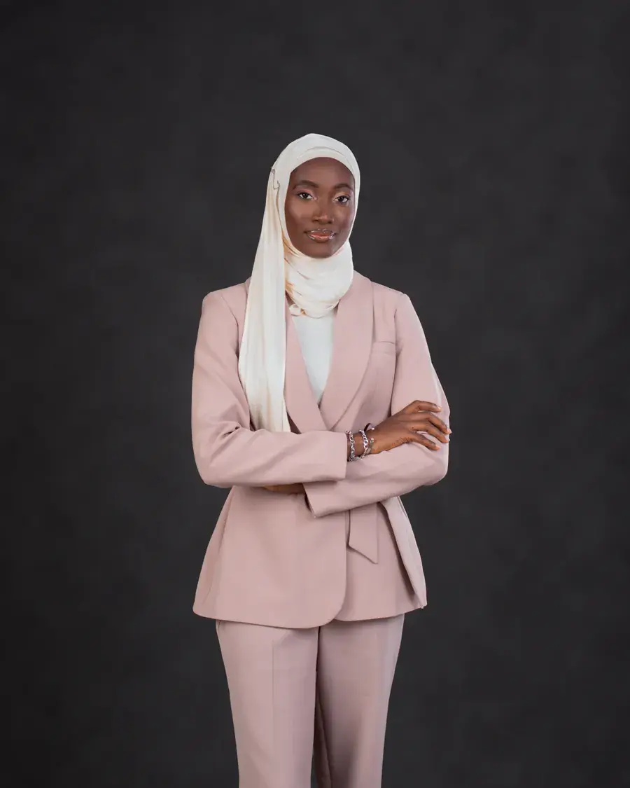 Faizah Alayo
